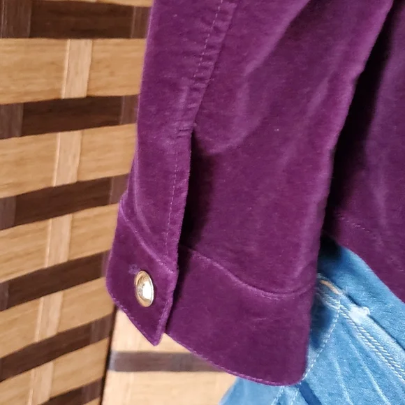 Chico's Stretch velvet like jacket - Picture 4 of 10